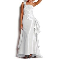 Abendkleid m. Schleppe, creme
