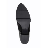 Leather high front pumps, black