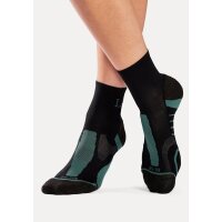 Marken-Trekkingsocken im 3er Pack, schwarz- bunt