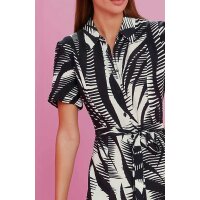 Designer-Kleid m. Gürtel, schwarz-ecru