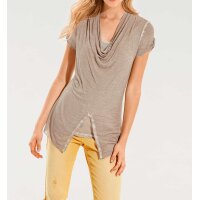 Shirt, sand