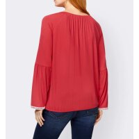 Shirt with crochet, strawberry