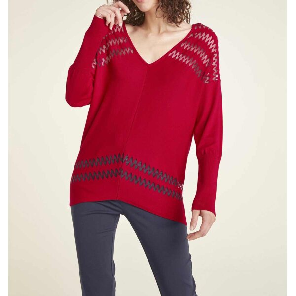 Oversize sweater with burnout pattern, red