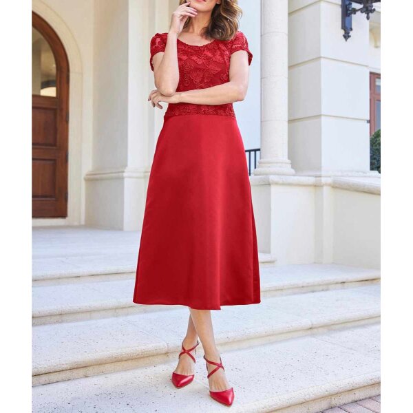 Kleid m. Spitze, rot