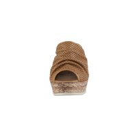 Klapki ze skóry nappa z dziurkami, kolor camel