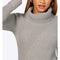 Turtleneck sweater with shiny yarn, light grey