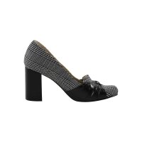Pumps, black-white