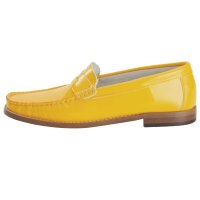 Cowhide patent leather slipper, yellow