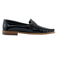 Patent leather slipper, black