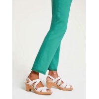 Designer-Jeans m. Spitzensaum, smaragd