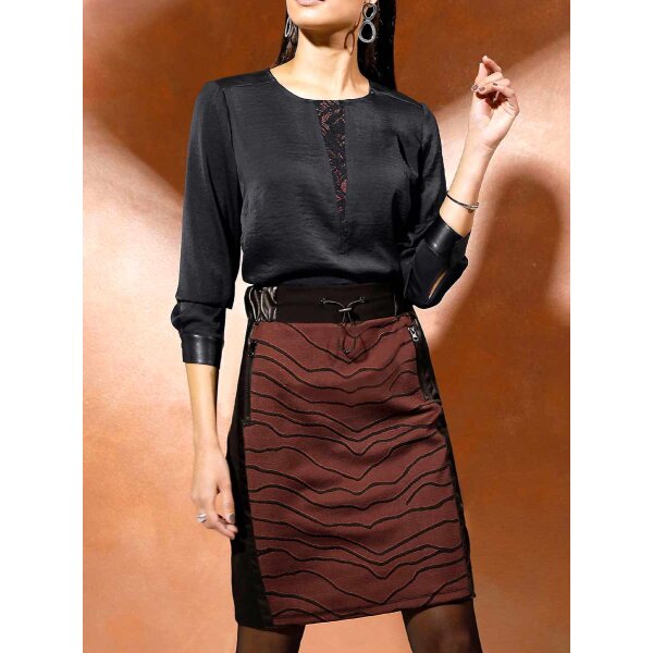 Skirt, red brown - black