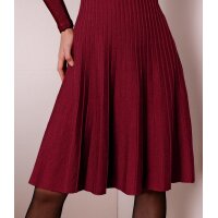 Strickkleid mit Stehkragen, dunkelrot