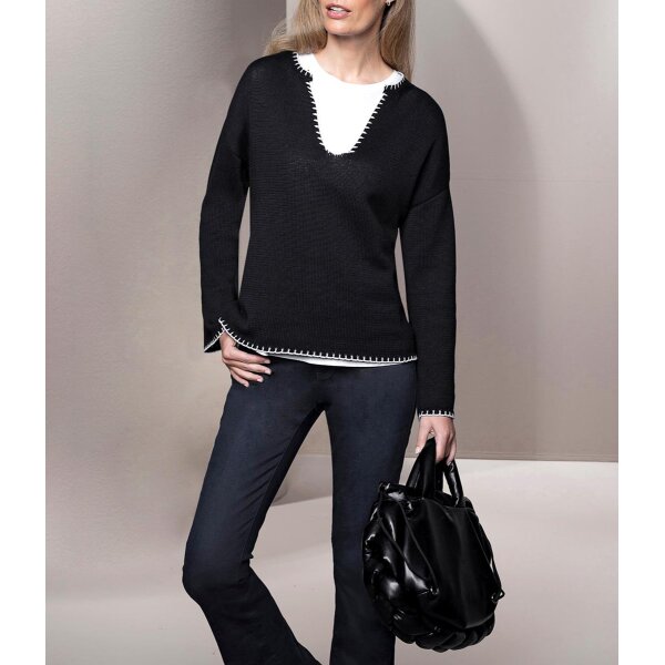 Pullover m. kontrastfarbenen Akzenten, schwarz