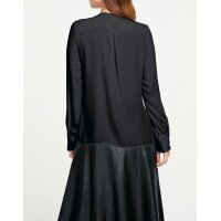 Bluse m. Schmuckelement, schwarz