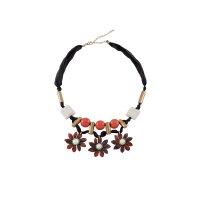 Collier m. dekorativen Blüten-Applikationen, bunt