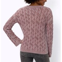 Sweter z wzorem warkoczowym i efektem used-look, różowy kwarc