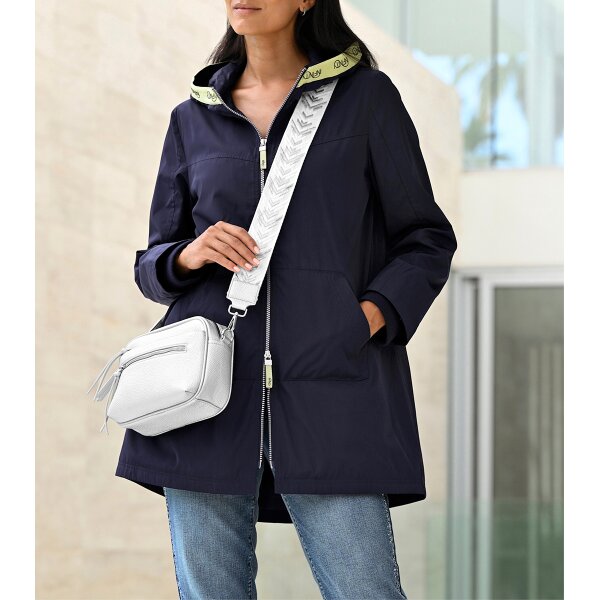 Outdoor jacket with hood, navy