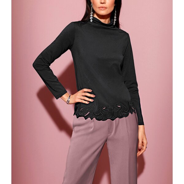 Long-sleeve shirt with lace at the hem, black
