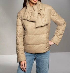 Steppjacke m. abnehmbarem Schal, camel